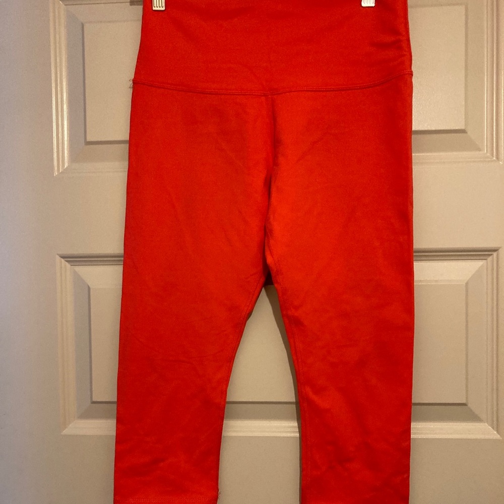 Glyder coral pink crop leggings size M